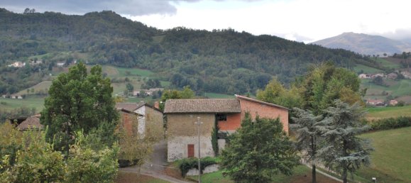 400m² Building in Carpineti, Italy No. 134294 7