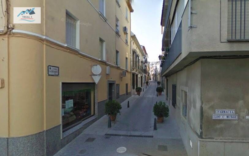 4 bedrooms Apartment in Cordoba, Spain No. 141477