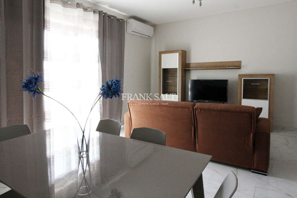 Apartamento de 2 dormitorios en Saint Paul's Bay, Malta No. 10771