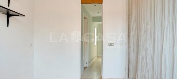 2 bedrooms Penthouse in L'Hospitalet de Llobregat, Spain No. 144375 37