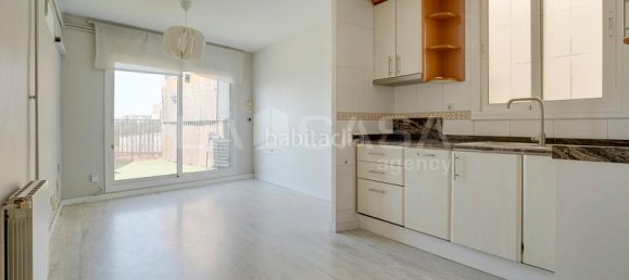 2 bedrooms Penthouse in L'Hospitalet de Llobregat, Spain No. 144375 19