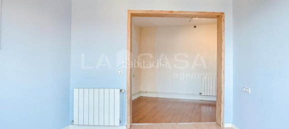 2 bedrooms Penthouse in L'Hospitalet de Llobregat, Spain No. 144375 14