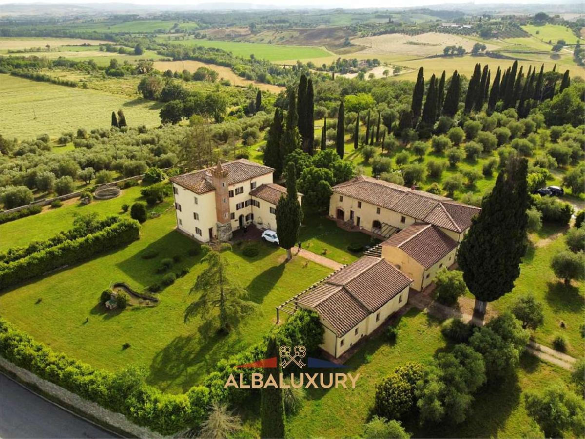 24 bedrooms Villa in Castelnuovo Berardenga, Italy No. 60916