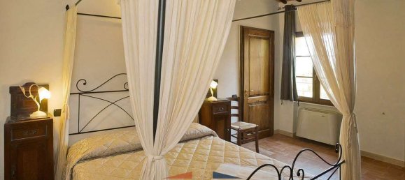 24 bedrooms Villa in Castelnuovo Berardenga, Italy No. 60916 11