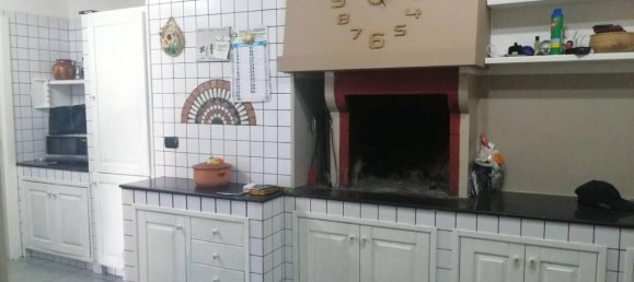 Villa de 5 habitaciónes en Carmiano, Italy No. 24507 10