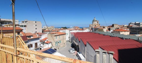 Edifício de 12 divisões em Ortona, Italy N.º 14839 14