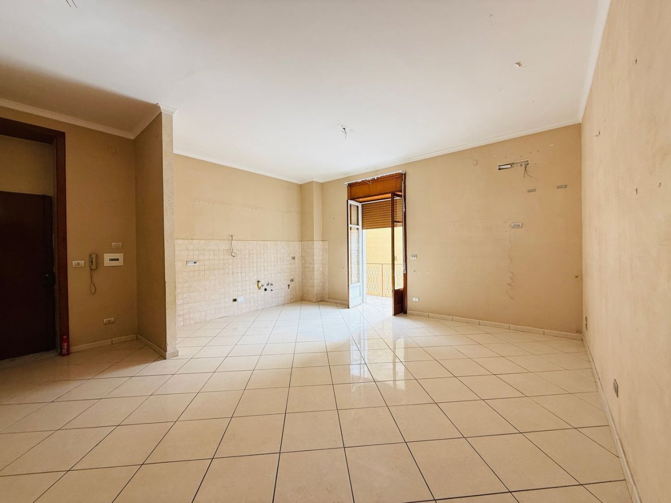 3-salle Appartement à Frattamaggiore, Italy No. 134244