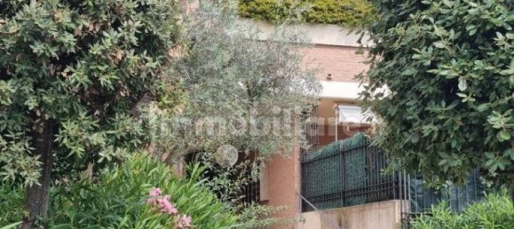 1 bedroom Apartment in Rome, Italy No. 172028 2