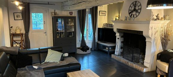 4 Schlafzimmer Villa in Coulommiers, France, Nr. 167133 2