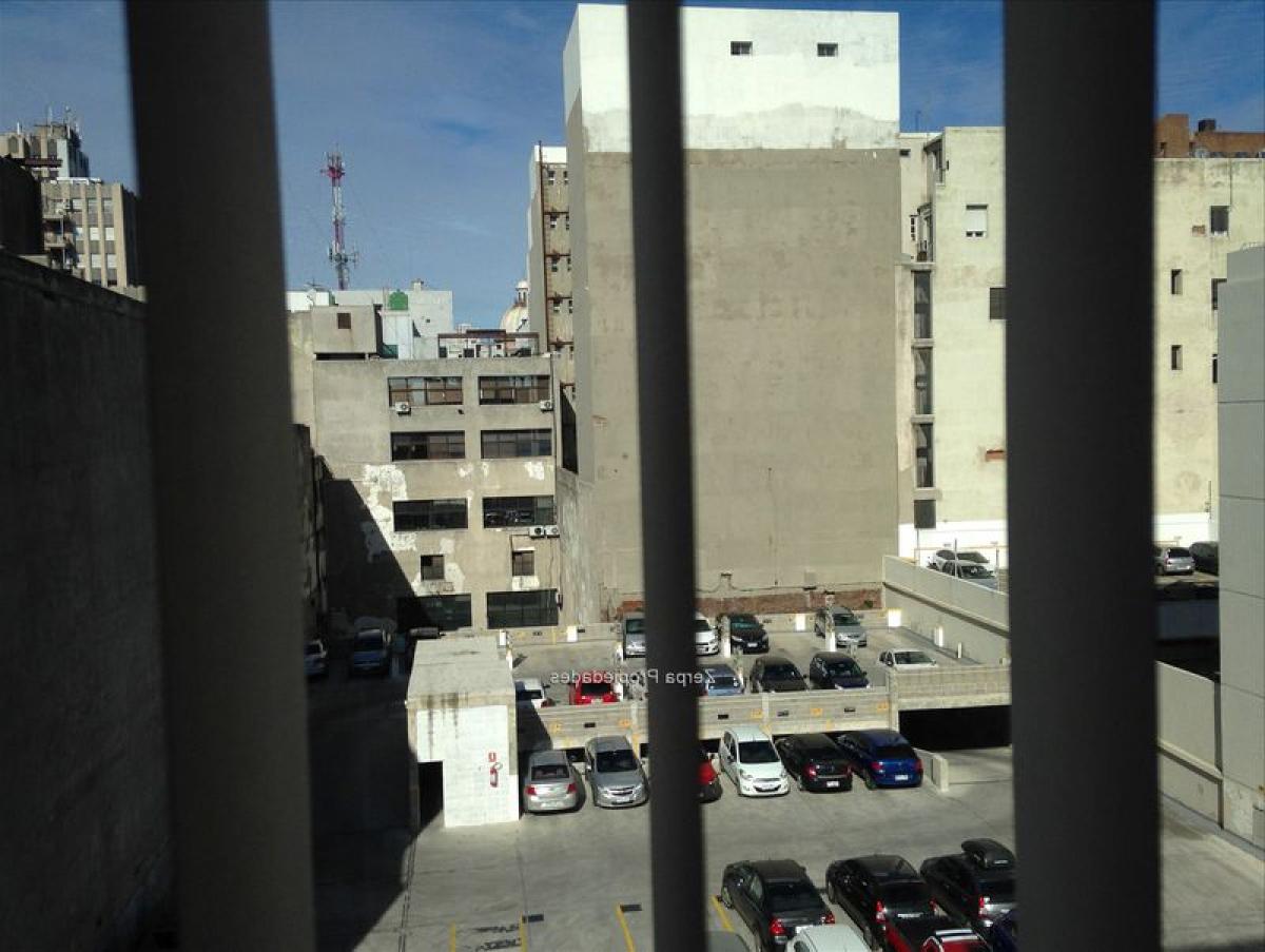 5 chambres Bureau à Montevideo, Uruguay No. 13546