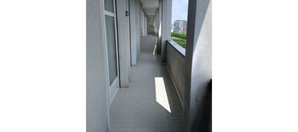 2 rooms Apartment in Milan, Italy No. 264733 6