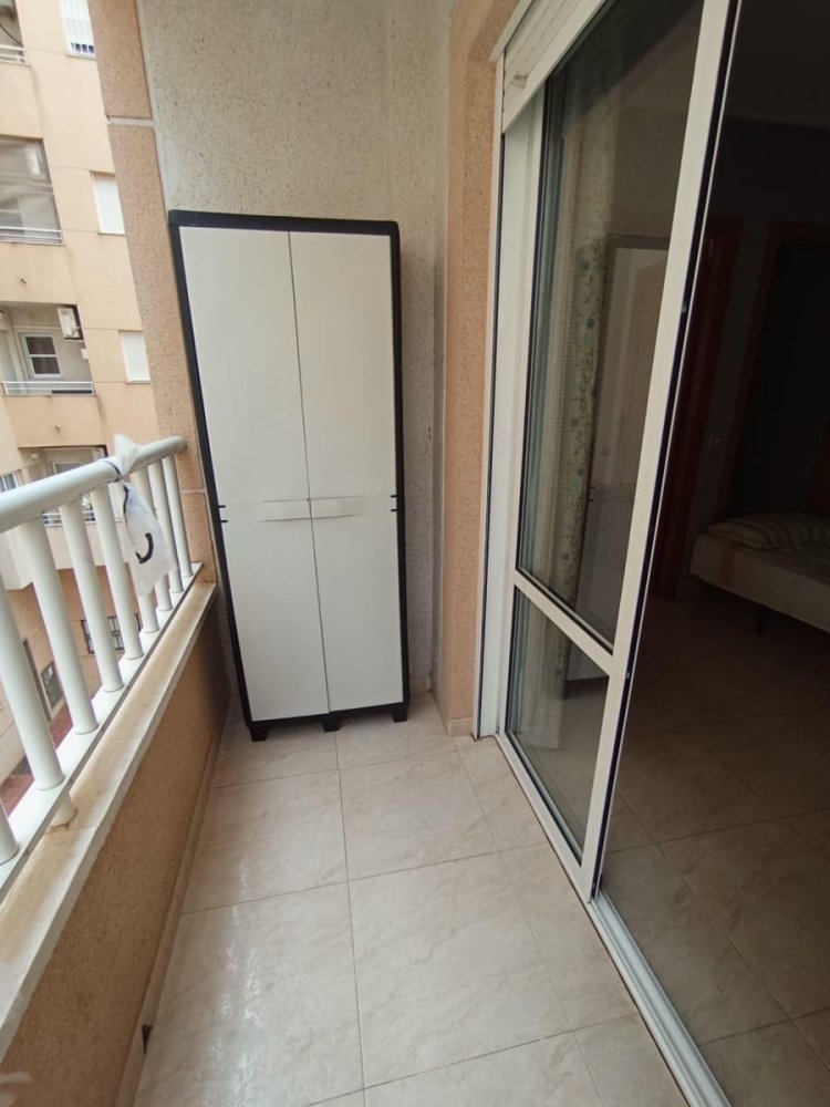 Квартира с 2 спальнями в Торревьеха, Испания № 189491