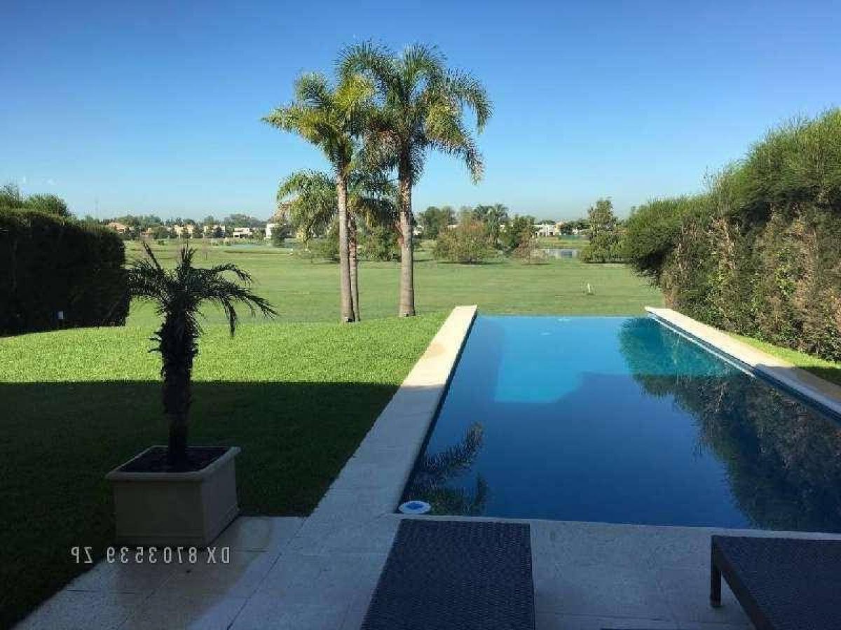 Casa T3 em Tigre, Argentina N.º 86618