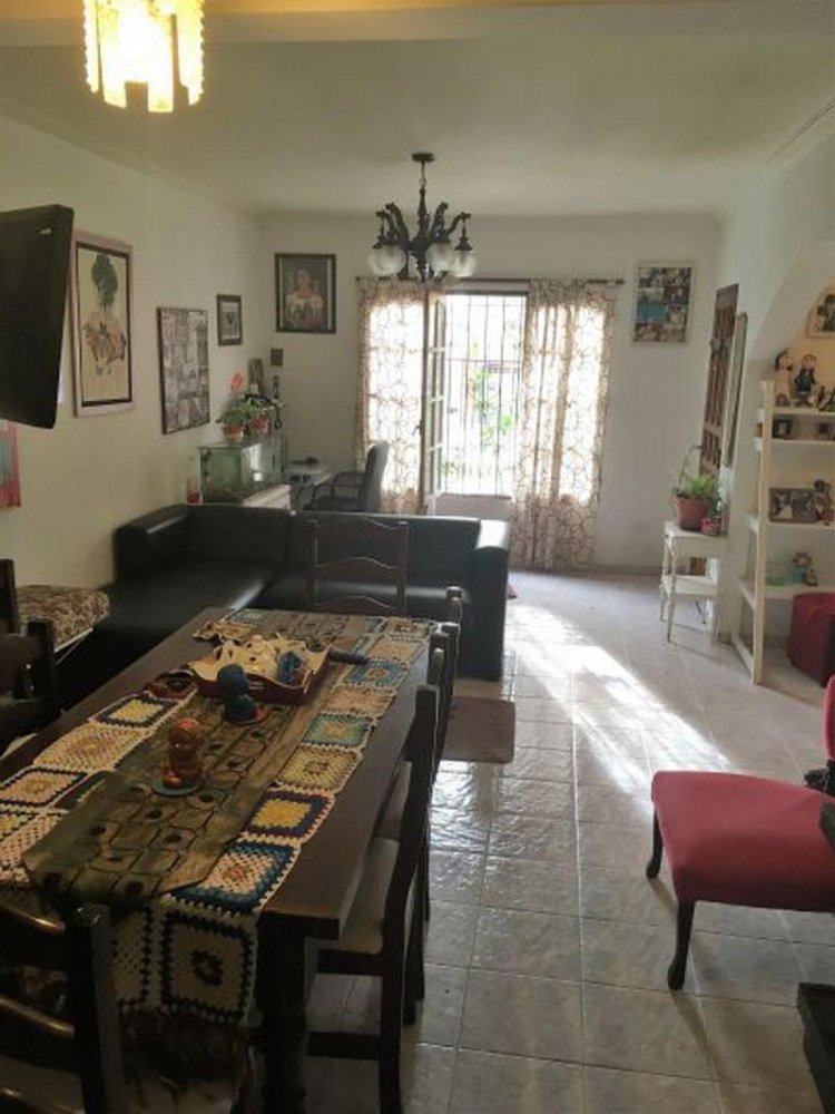 3 chambres Maison à Neuquen, Argentina No. 2693