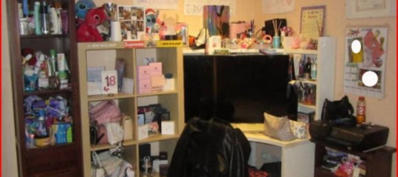 3 rooms Apartment in Rignano sull'Arno, Italy No. 306757 9