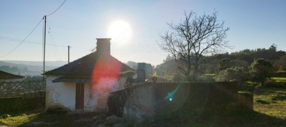 Casa de 2 dormitorios en Viana do Castelo, Portugal No. 181412 3
