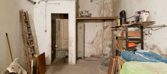 2 rooms Commercial property in Rome, Italy No. 379856 11