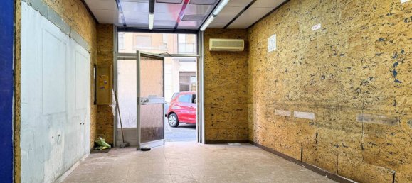 2 rooms Commercial property in Rome, Italy No. 379856 6