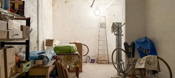 2 rooms Commercial property in Rome, Italy No. 379856 8