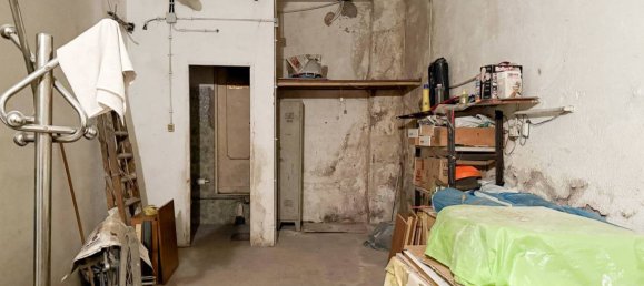 2 rooms Commercial property in Rome, Italy No. 379856 14