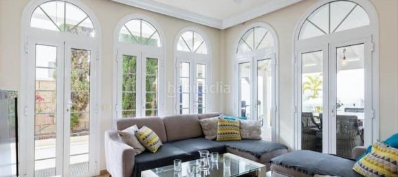 4 bedrooms Villa in Adeje, Spain No. 24998 9