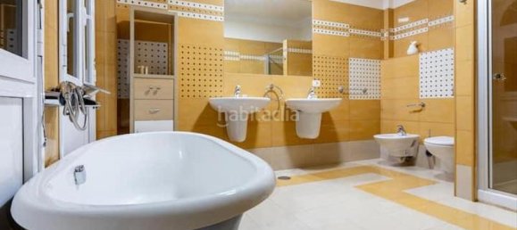 4 bedrooms Villa in Adeje, Spain No. 24998 17