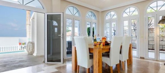 4 bedrooms Villa in Adeje, Spain No. 24998 8