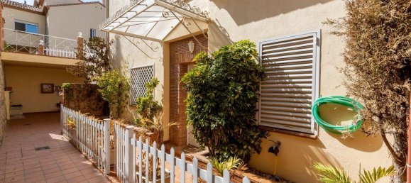 4 bedrooms House in Granada, Spain No. 137645 7