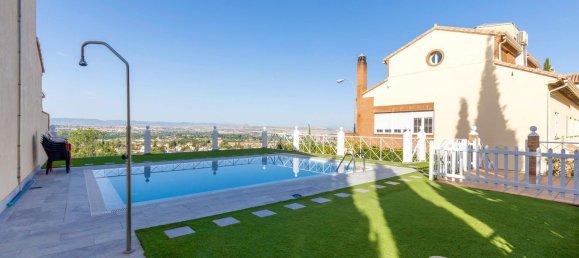 4 bedrooms House in Granada, Spain No. 137645 5