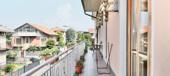 4 bedrooms Apartment in Rho, Italy No. 24817 49