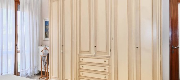 4 bedrooms Apartment in Rho, Italy No. 24817 35