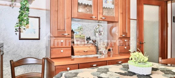 4 bedrooms Apartment in Rho, Italy No. 24817 21