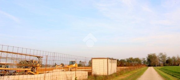 3 Schlafzimmer Villa in Montechiarugolo, Italy, Nr. 104902 15