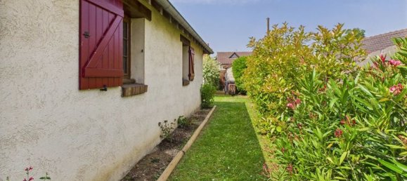 Дом с 3 спальнями в Сен-Жюст-Соваж, Франция № 311871 13