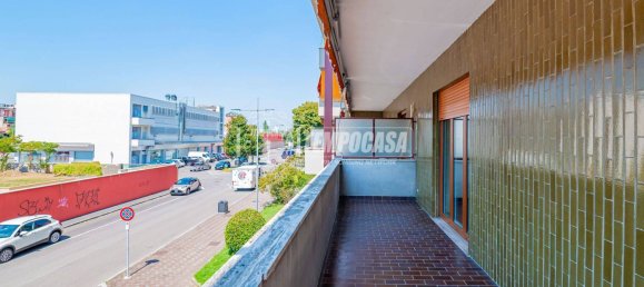 Apartamento de 4 habitaciónes en San Donato Milanese, Italy No. 266579 20