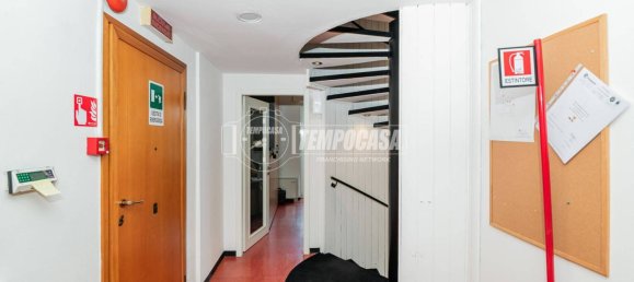 Apartamento de 4 habitaciónes en San Donato Milanese, Italy No. 266579 6