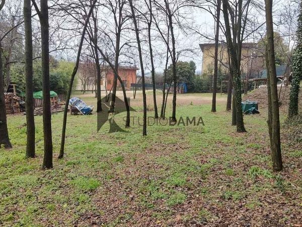  قطعة أرض في Salò, Italy رقم 58700