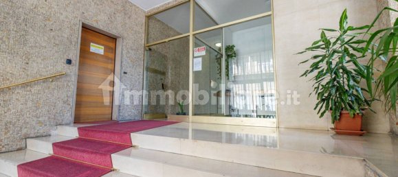 2 bedrooms Apartment in Milan, Italy No. 295234 38