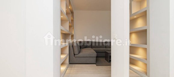 2 bedrooms Apartment in Milan, Italy No. 295234 6