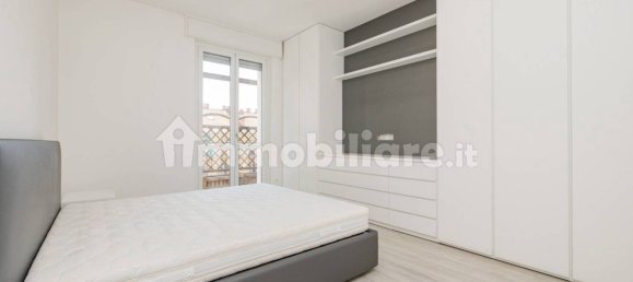 2 bedrooms Apartment in Milan, Italy No. 295234 17