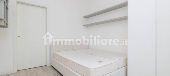 2 bedrooms Apartment in Milan, Italy No. 295234 27