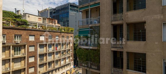 2 bedrooms Apartment in Milan, Italy No. 295234 25