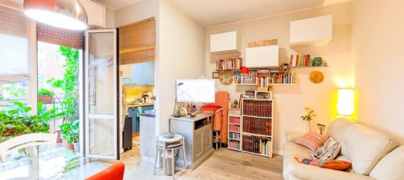 Apartamento de 2 dormitorios en Milan, Italy No. 364261 4