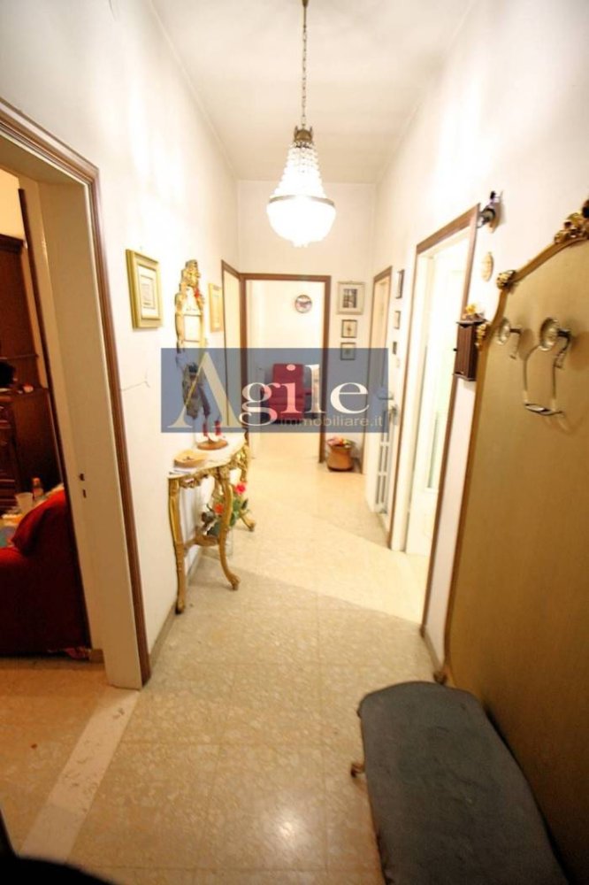 Apartamento T2 em San Benedetto del Tronto, Italy N.º 270137