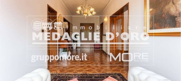 Ático de 5 dormitorios en Modena, Italy No. 271043 5