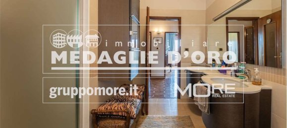 Ático de 5 dormitorios en Modena, Italy No. 271043 18