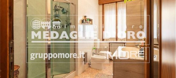 Ático de 5 dormitorios en Modena, Italy No. 271043 12