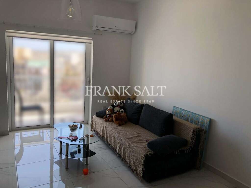 Apartamento de 2 dormitorios en Gzira, Malta No. 4597