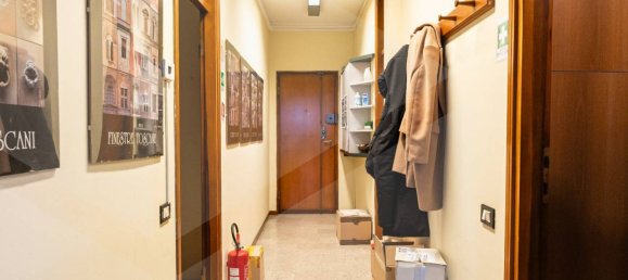 3 rooms Apartment in Mariano Comense, Italy No. 22844 11