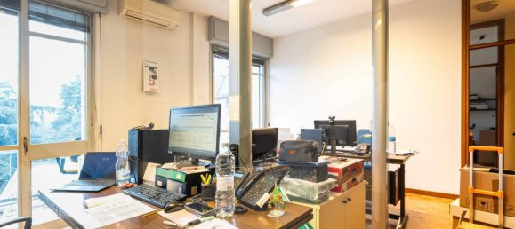 3 rooms Apartment in Mariano Comense, Italy No. 22844 27